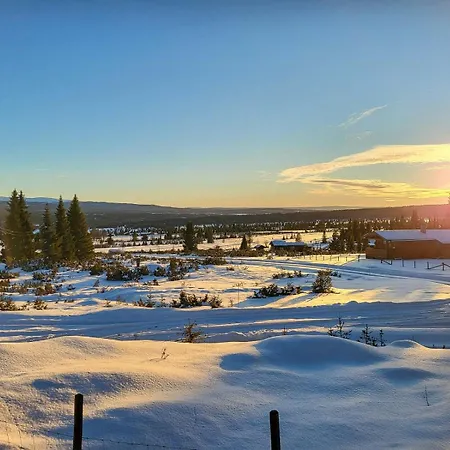 Cozy Near Gribbe With Alpine Skiing Nearby Ferienhaus Tisleidalen